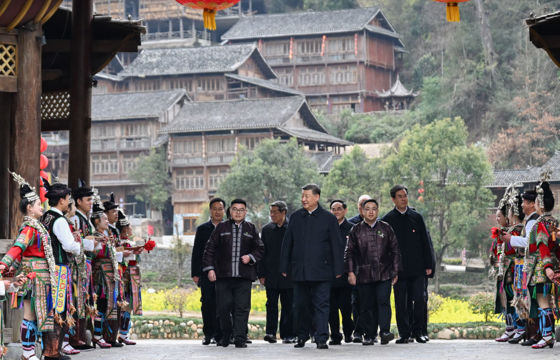 习近平在贵州考察时强调 坚持以高质量发展统揽全局 在中国式现代化进程中展现贵州新风采