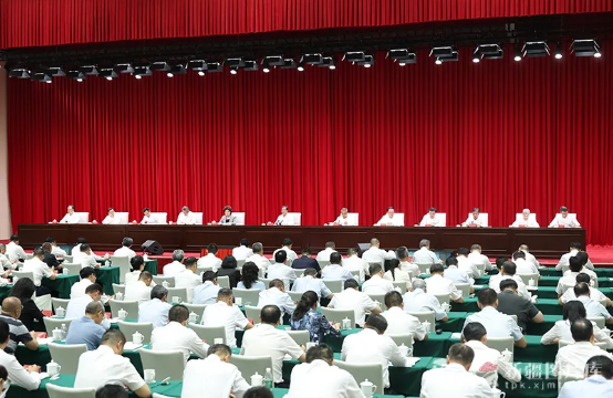 陈小江出席十届自治区党委第七轮巡视集中反馈会议并讲话