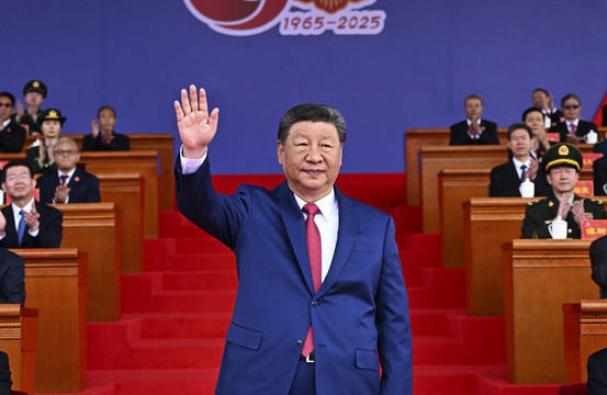 西藏自治区成立60周年庆祝大会隆重举行 习近平出席大会