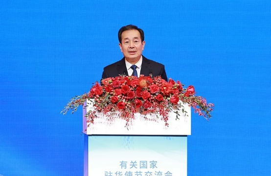 新疆在京举办有关国家驻华使节交流会